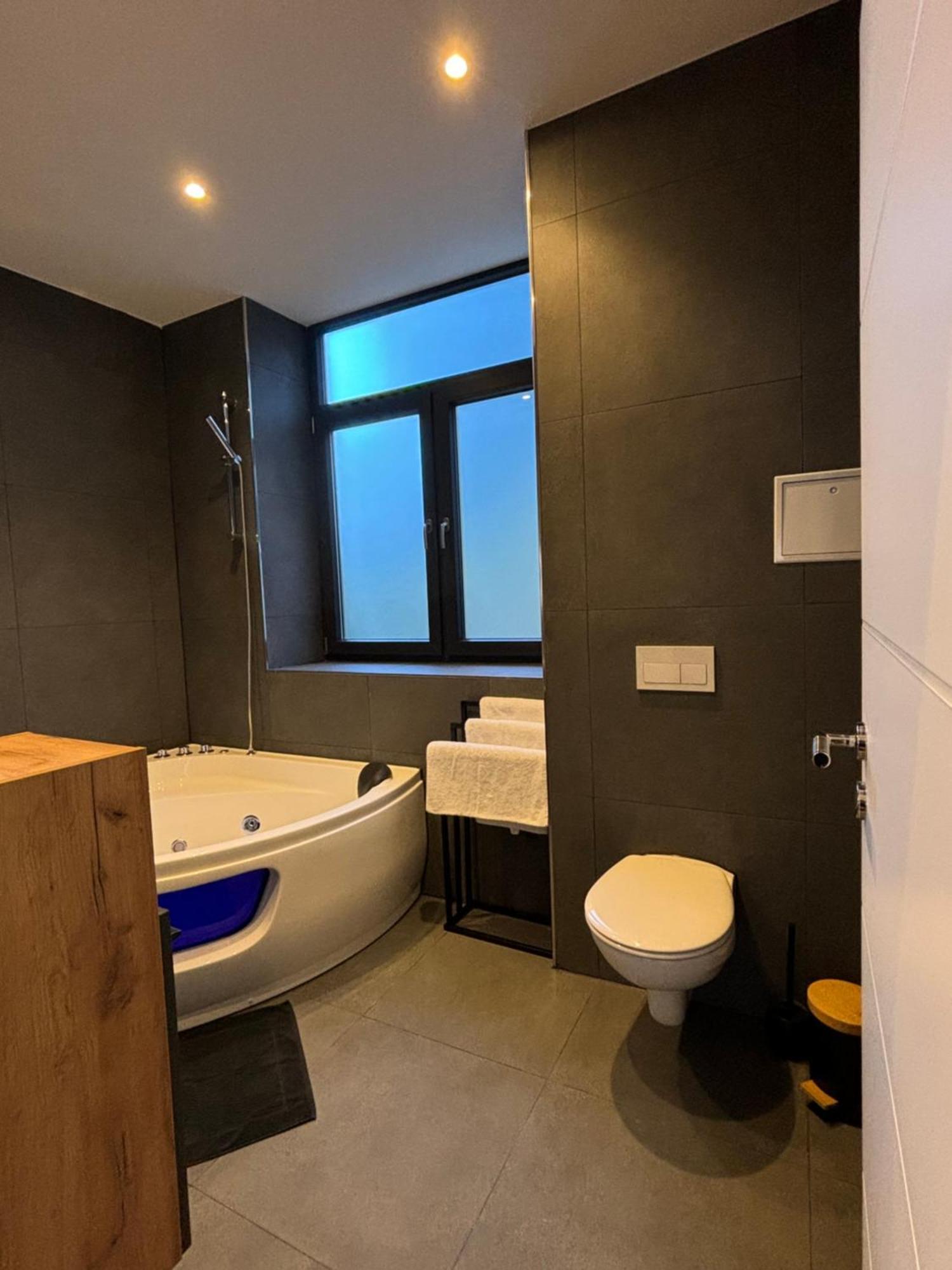 Luxus Apartment Mit Whirlpool In קיל מראה חיצוני תמונה