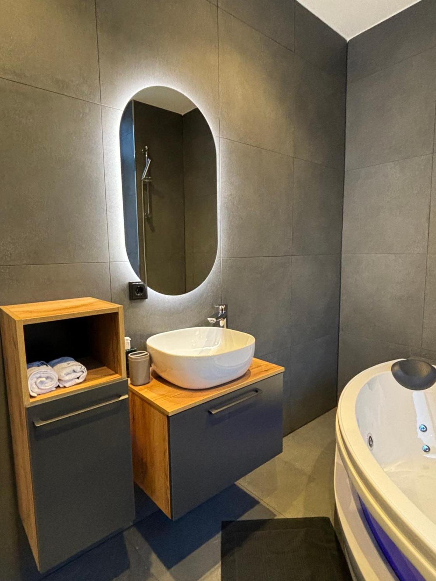 Luxus Apartment Mit Whirlpool In קיל מראה חיצוני תמונה