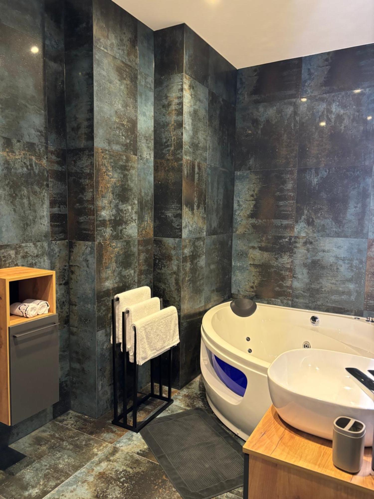 Luxus Apartment Mit Whirlpool In קיל מראה חיצוני תמונה